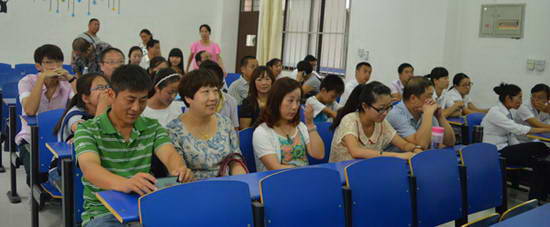 家长见面会.JPG