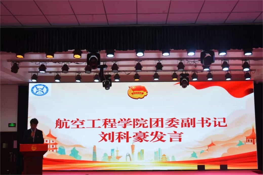 198b5ac679b67f9c8a33966c94e243b2