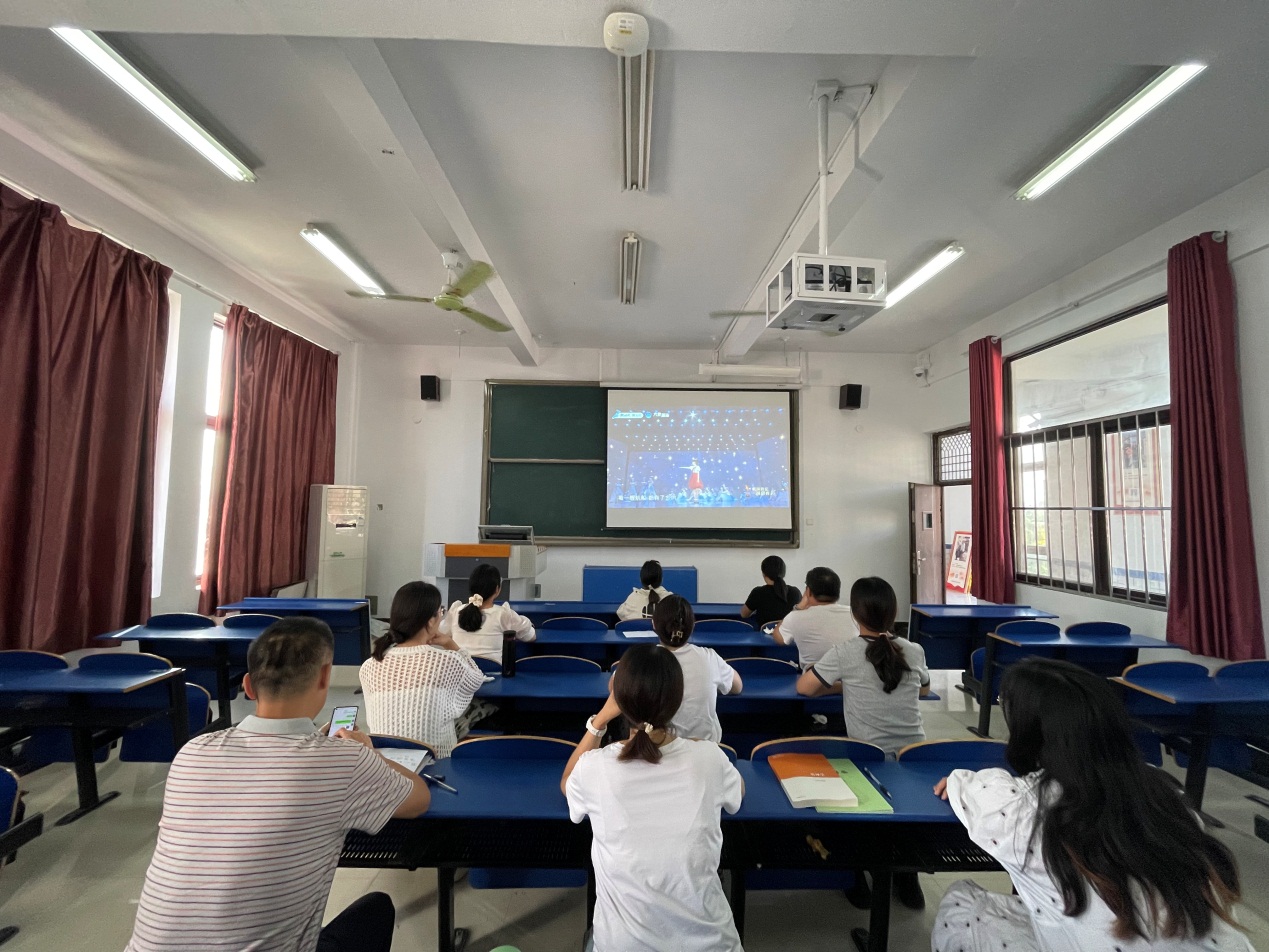 F:\人文管理学院\工作-关于我的\2023-2024-1\4.新闻稿\财经草稿\河南师德.jpg