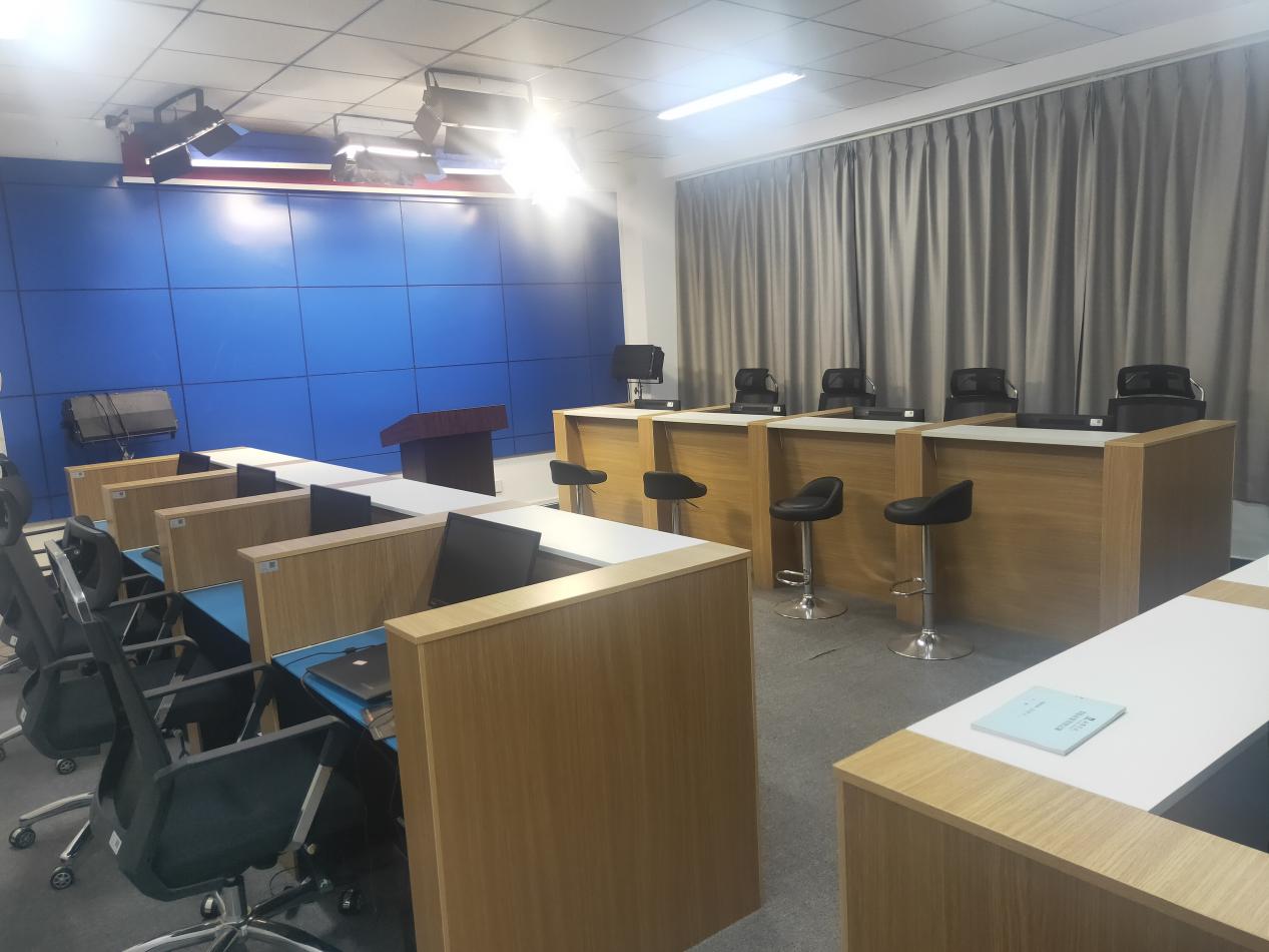 综合楼210 综合楼210