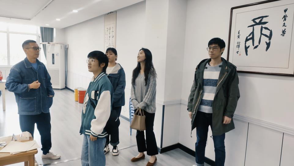 参观新都城幼儿园甲骨文文创基地