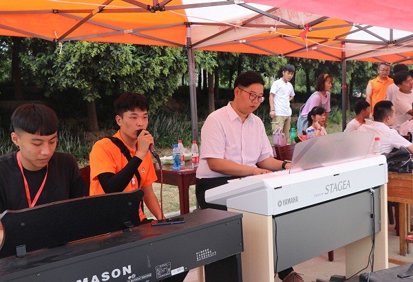 4,音乐学院迎新现场.jpg