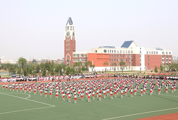 10.啦啦操表演《激情节拍》.jpg