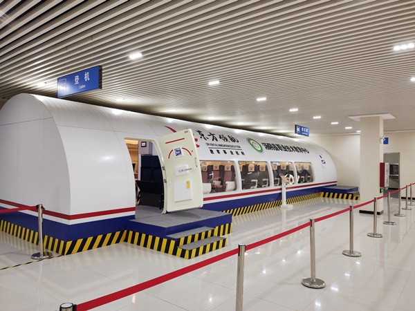 汤阴职业技术教育中心空乘实训车间.jpg
