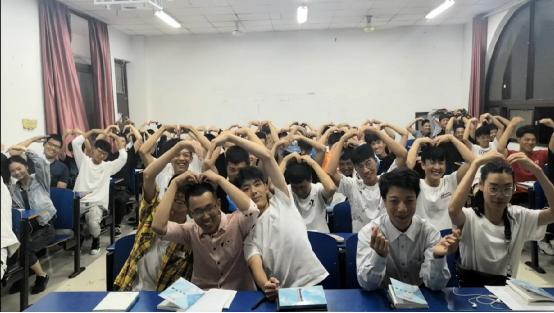 hk.jpg hk.jpg