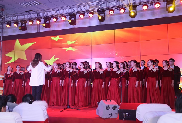 5.合唱《没有共产党就没有新中国》.jpg
