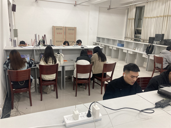 图片 1.png 图片 1.png