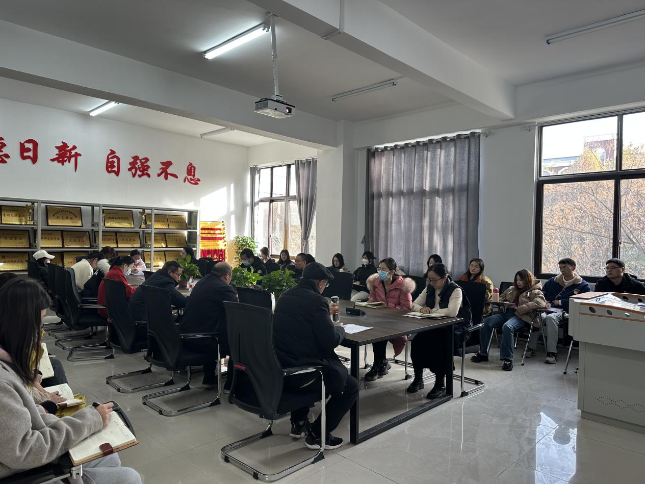 C:/Users/Administrator/Desktop/班会及活动照片/教育推进会2023.12.6.jpg教育推进会2023.12.6