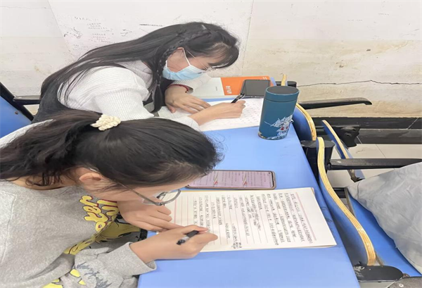 图片 1.png 图片 1.png