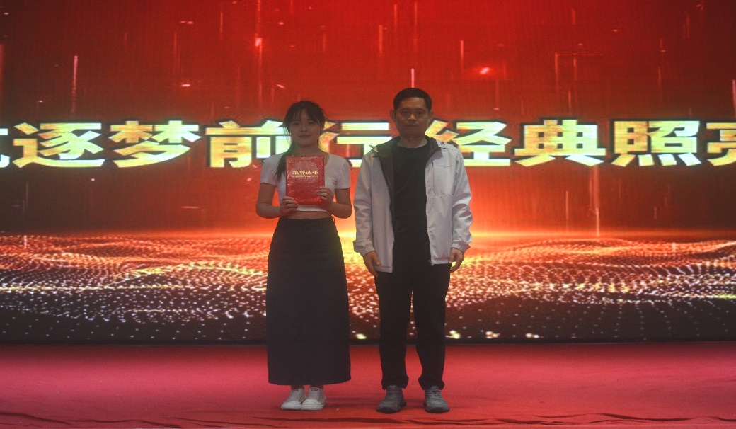C:\Users\Administrator\AppData\Local\Temp\WeChat Files\e3c16ab09e6d7e5dc76dcc03d1f8d3b.jpg C:\Users\Administrator\AppData\Local\Temp\WeChat Files\e3c16ab09e6d7e5dc76dcc03d1f8d3b.jpg