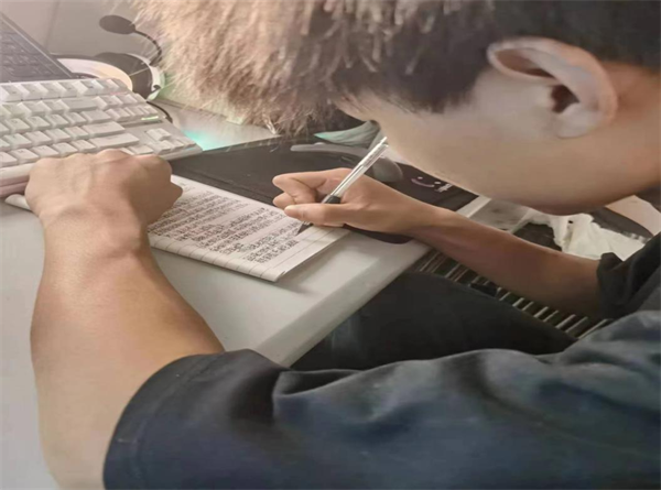 图片 1.png 图片 1.png