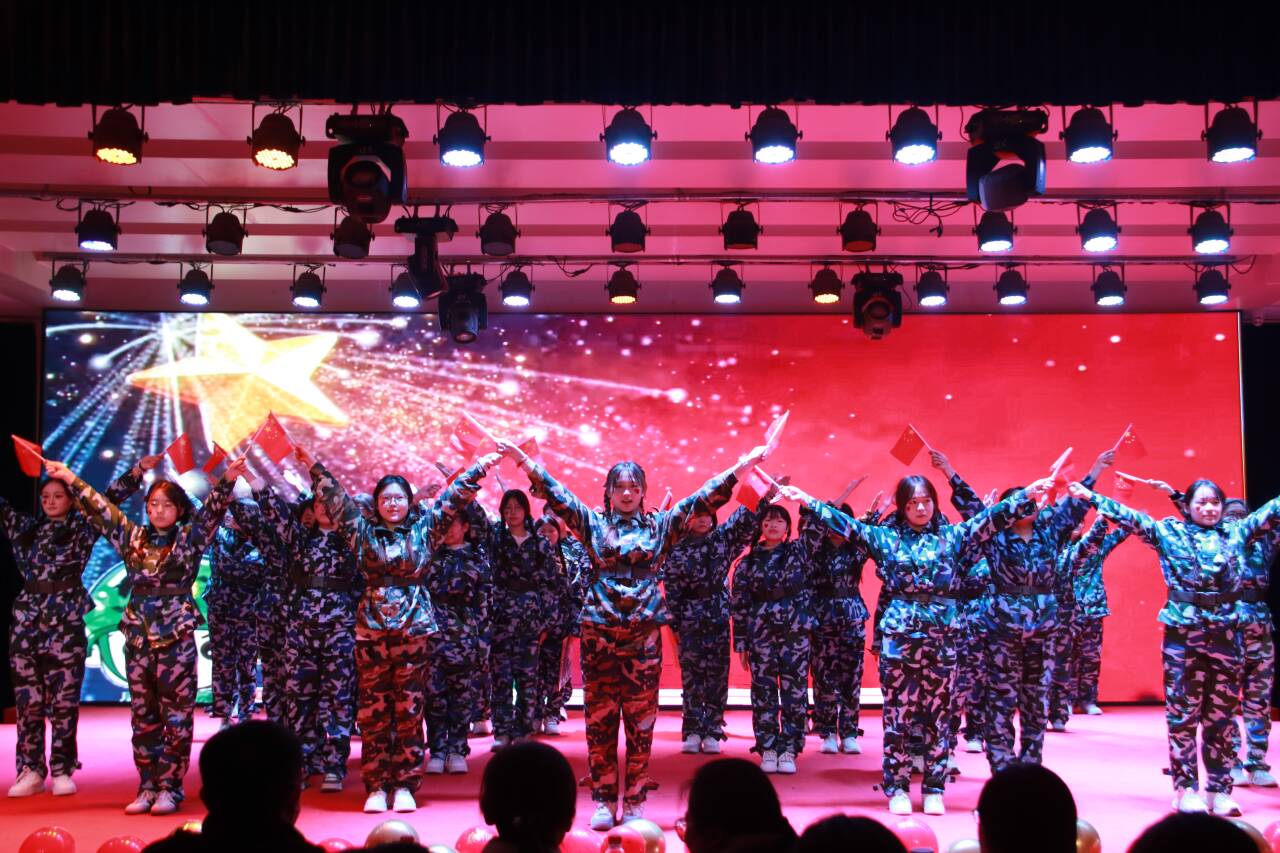 C:/Users/wyf/Desktop/图片2.jpg图片2