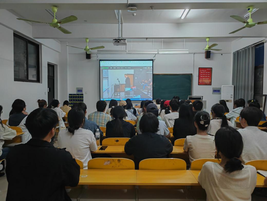 C:/Users/Administrator/Desktop/活动现场图二.jpg活动现场图二