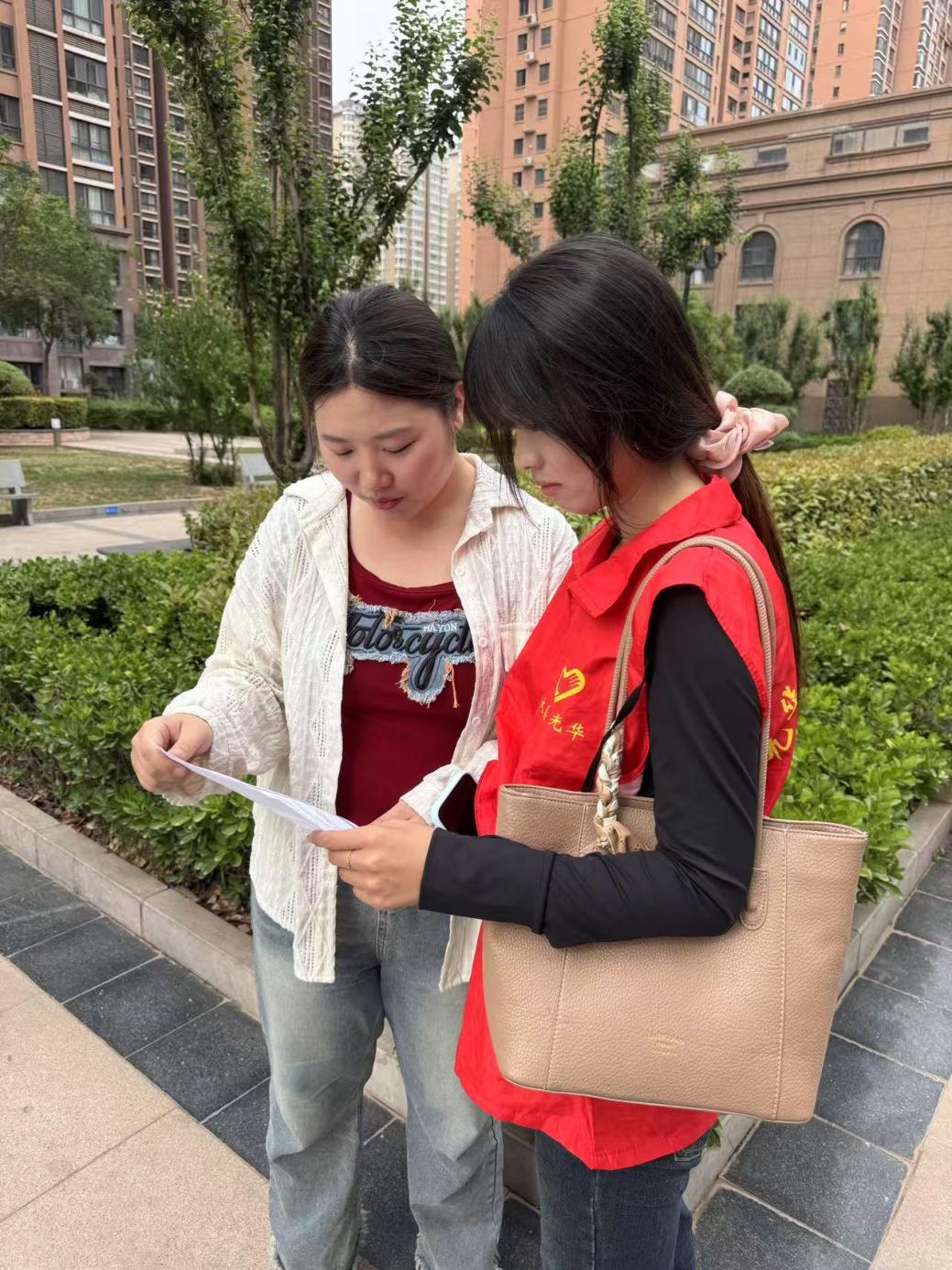 C:/Users/HUAWEI/Desktop/44b82f274c3ad7ffb685a97e62bfee5.jpg44b82f274c3ad7ffb685a97e62bfee5