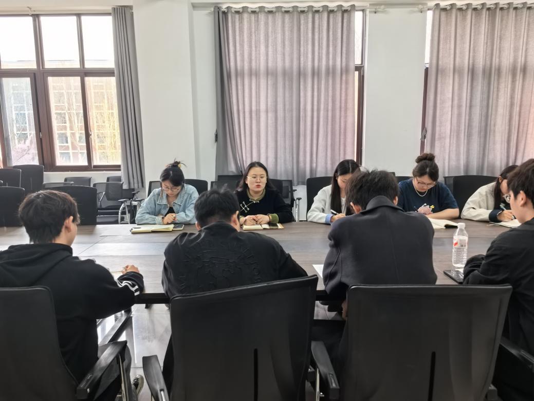 C:/Users/Administrator/Desktop/2026.03.29文法学院开展家庭经济困难学生座谈会/原图1.jpg原图1