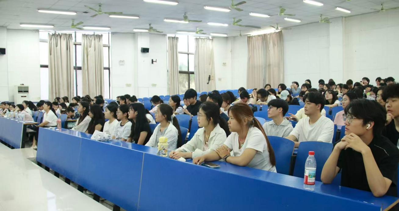 C:/Users/20152/Desktop/微信图片_20260610195313_119_3.jpg微信图片_20260610195313_119_3