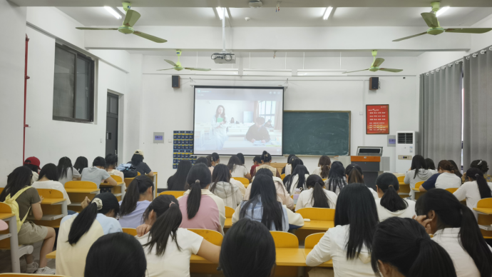 外国语学院