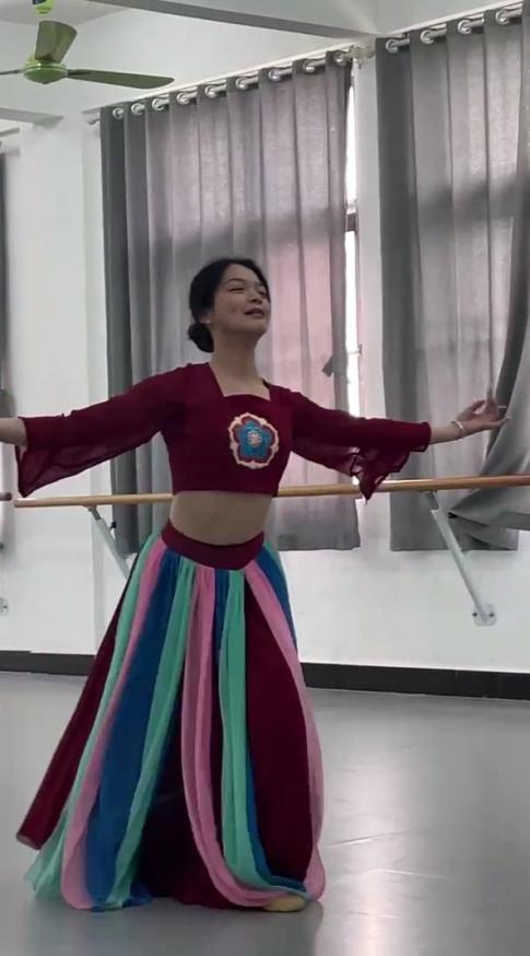 Videoframe_20240429_132256_com.huawei.himovie.loc