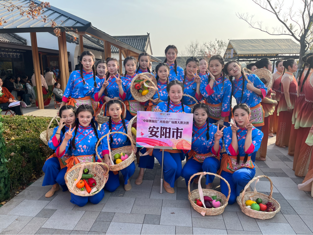 2025-11-03 10:18:57.735000