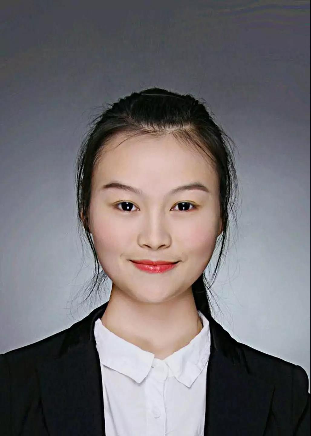 建工毕业生王亚娜.jpg 建工毕业生王亚娜.jpg